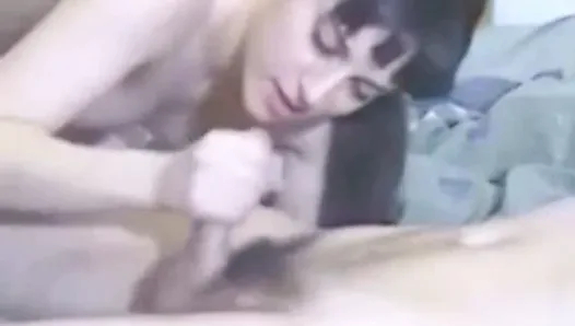 amatör karısı onu yalıyor ve temizliyor !