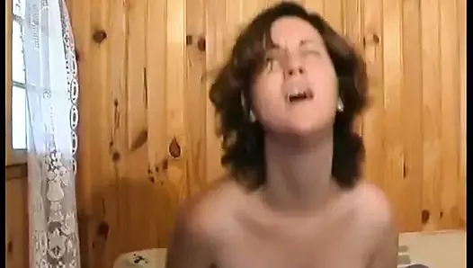 sandrine ve pierre bize ilk x videoları için bir randevu verdiler.