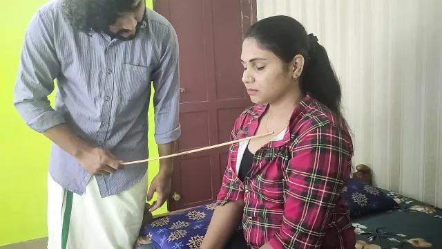 öğretmen karşı cinsten çekiciliği ve kız öğrencisiyle pratikte nasıl seks yapılacağını öğretir, öğretmen ve öğrenci ateşli seks