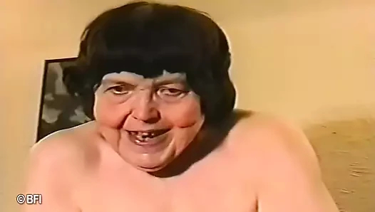 Büyükanne ile yaşlı ama altın