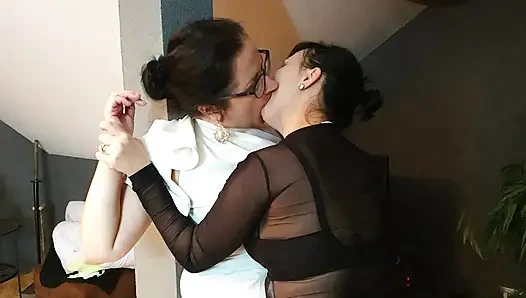 Bu Lezbiyen kankalar için olağan bir öğleden sonra