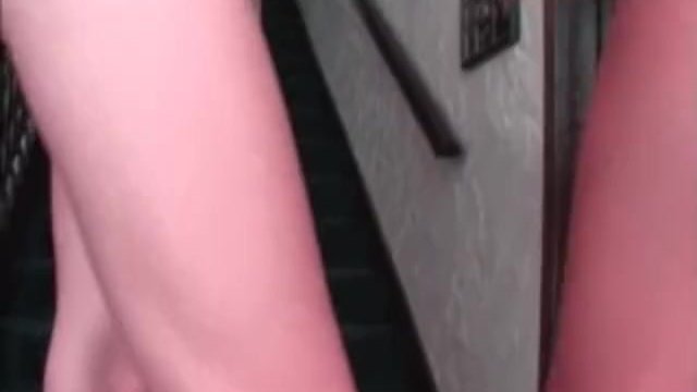 Jenaveve Jolie ve Charlie Laine - Mükemmel On - Sahne 1