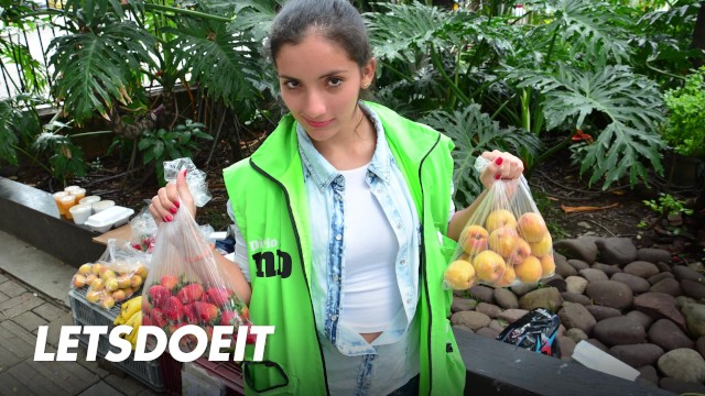 Amerikan Vizesi Vaadiyle Kandırılıp Evire Çevire Sikilen Latin Çıtır