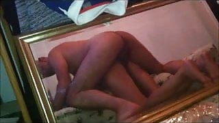 Farsça Türk bir adam tarafından çivilenmiş